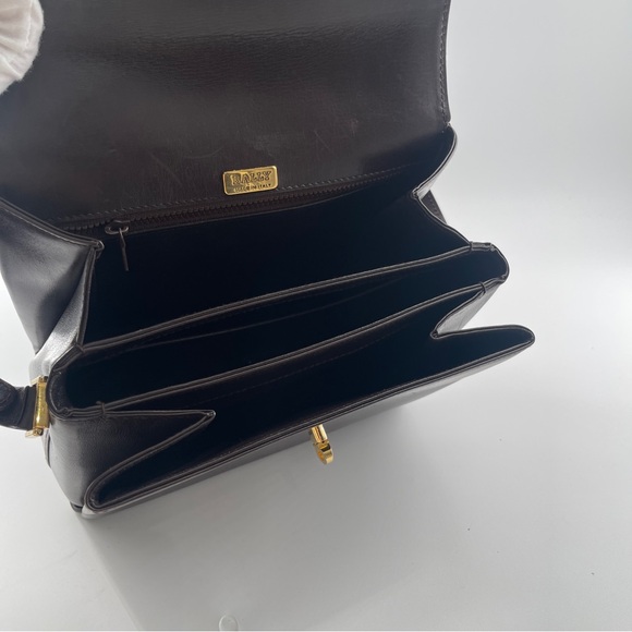 Bally Vintage Brown Leather Shoulder Bag – Gold Hardware - Picture 12 of 16